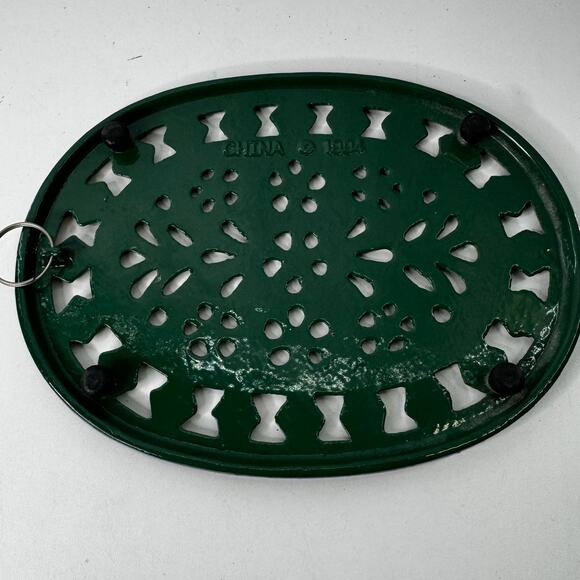 Vintage 9 Inch Cast Iron Trivet Green Oval Hanging Decorative China 1994 - Picture 4 of 5